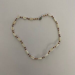 shell choker necklace
